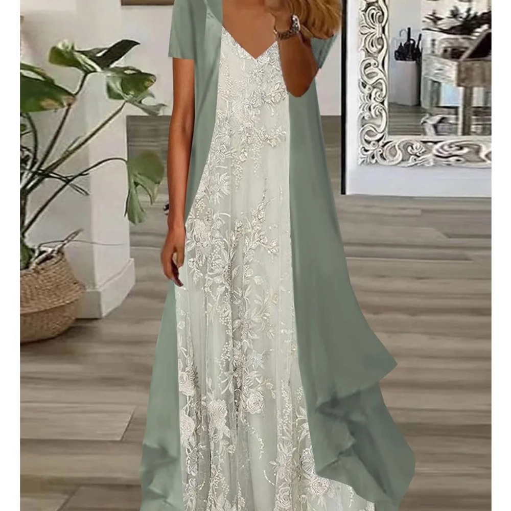 New Lace Maxi Dress in Soft Green Brand New -Never Worn BEST DEAL!